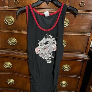 Block stretch dress with dragon.